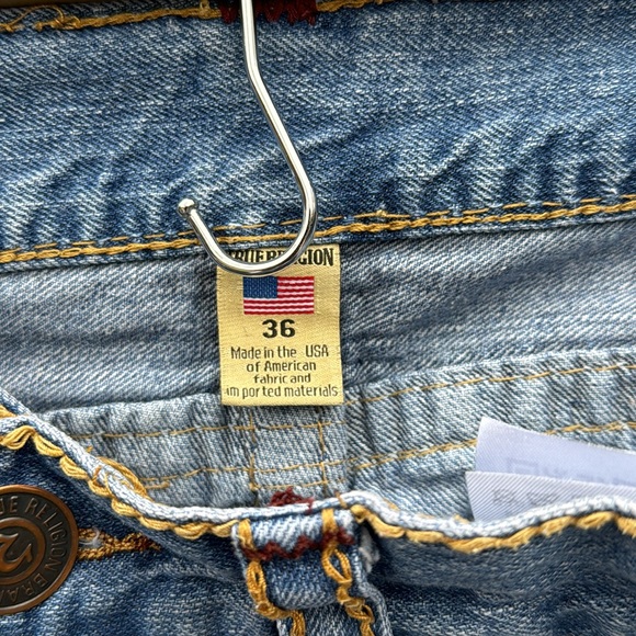 True Religion Men’s 36 Distressed jeans - Picture 9 of 10